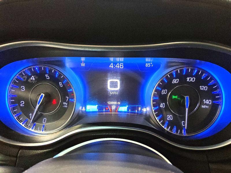 63745086 :رقم المزاد ، 2C3CCAAG7JH331780 vin ، 2018 Chrysler 300 مزاد بيع