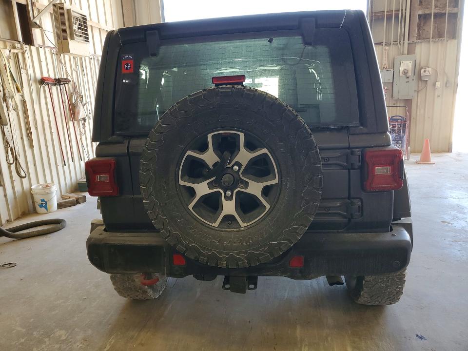 64328566 :رقم المزاد ، 1C4HJXFG9JW262725 vin ، 2018 Jeep Wrangler Unlimited مزاد بيع
