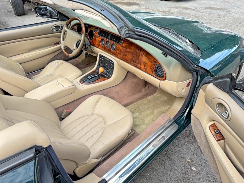 1999 Jaguar Xk8 მანქანა იყიდება აუქციონზე, vin: SAJGX2049XC038524, აუქციონის ნომერი: 64196686