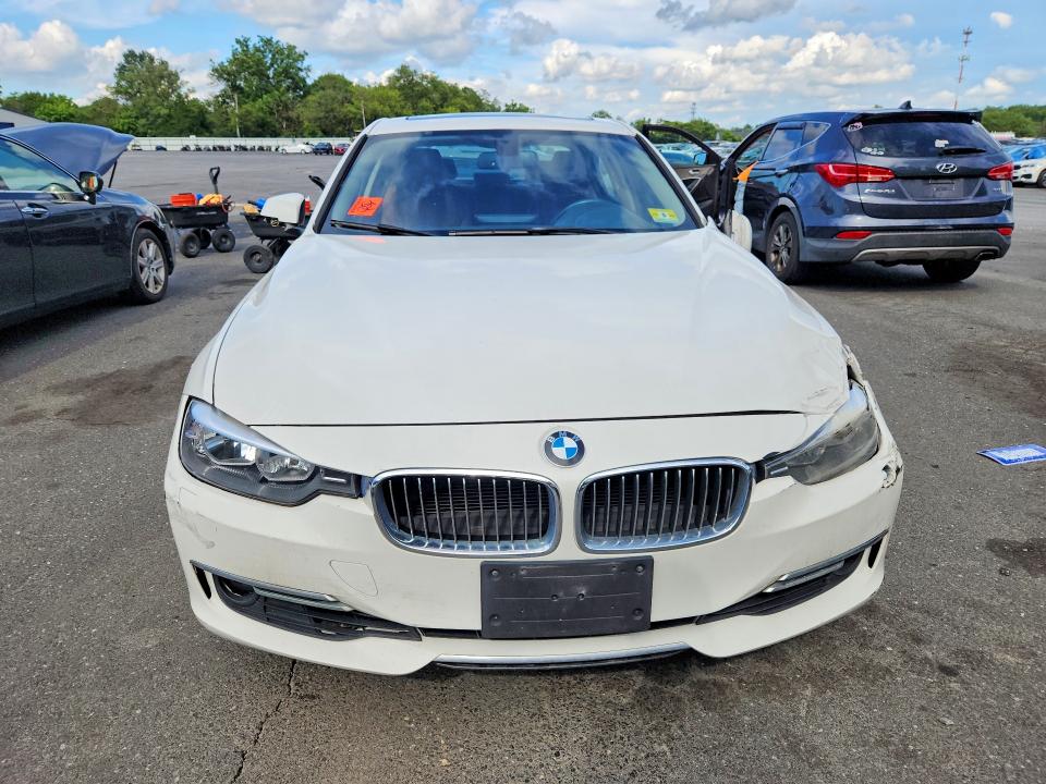 2013 Bmw 328 მანქანა იყიდება აუქციონზე, vin: WBA3B5C5XDF596780, აუქციონის ნომერი: 62634356
