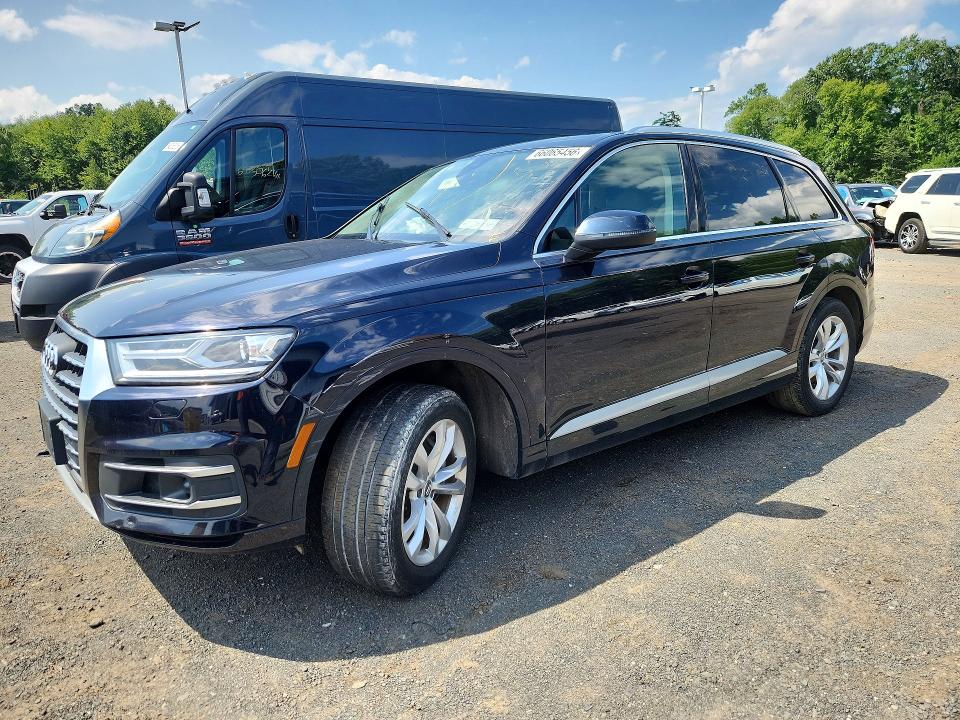 66065456 :رقم المزاد ، WA1LABF7XHD021950 vin ، 2017 Audi Q7 مزاد بيع