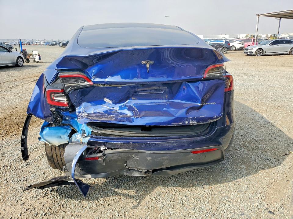Aukcja sprzedaży 2025 Tesla Model Y, vin: 7SAYGAEE5SF217561, numer aukcji: 64095526