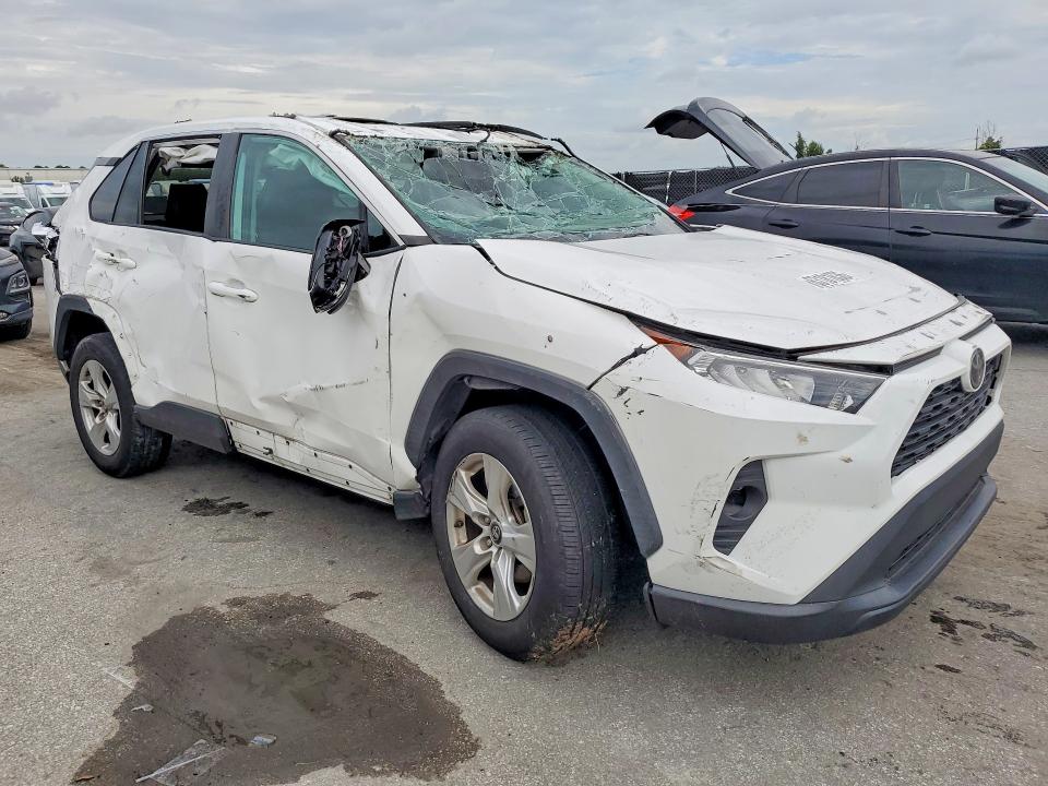 Продажа на аукционе авто 2019 Toyota Rav4, vin: 2T3W1RFV7KC015836, номер лота: 63181636