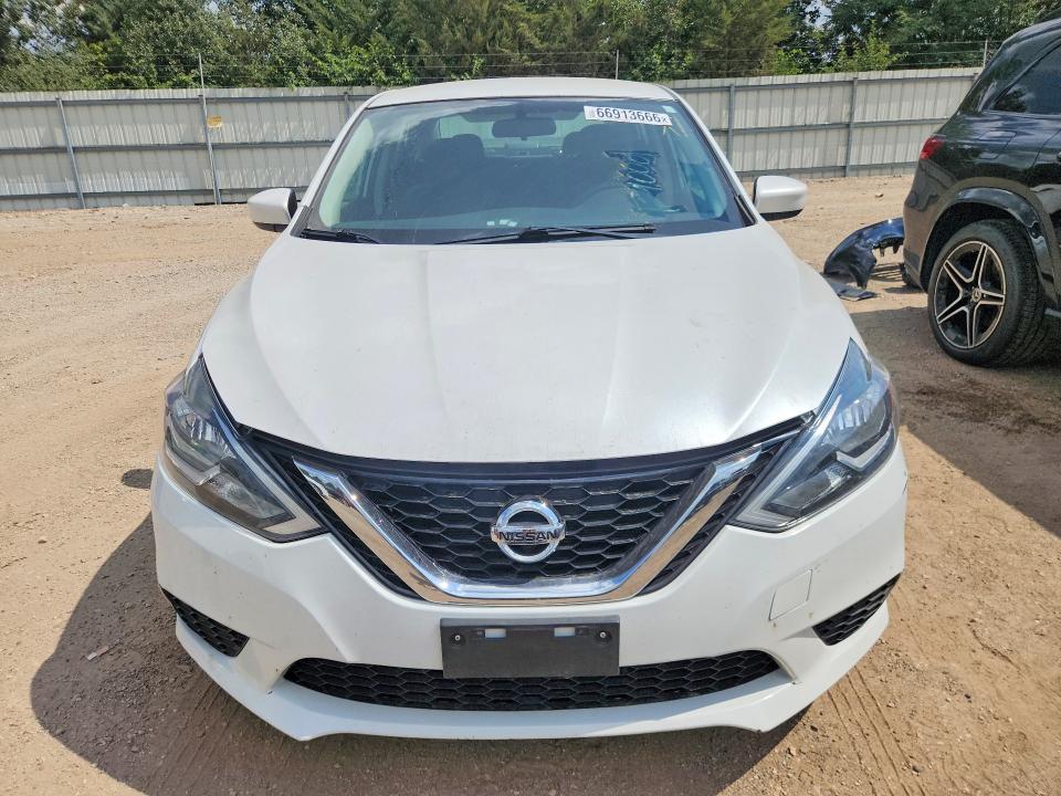 Продажа на аукционе авто 2017 Nissan Sentra, vin: 3N1AB7AP9HY257679, номер лота: 66913666