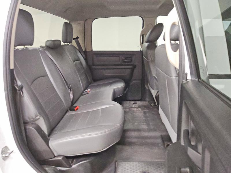 63752836 :رقم المزاد ، 1C6RR6KT6KS633480 vin ، 2019 Ram 1500 Classic مزاد بيع