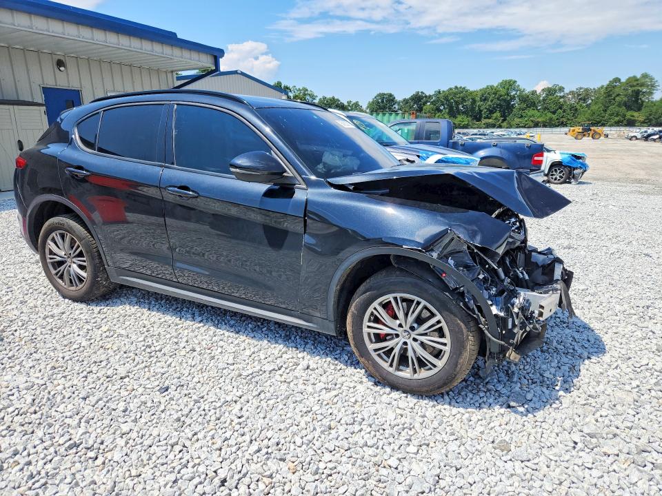 Продаж на аукціоні авто 2022 Alfa Romeo Stelvio, vin: ZASPAKAN7N7D24425, номер лоту: 64232716