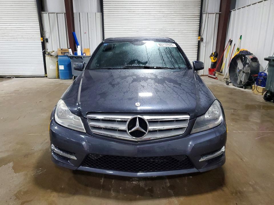 65112926 :رقم المزاد ، WDDGF8AB3DR279561 vin ، 2013 Mercedes-benz C مزاد بيع