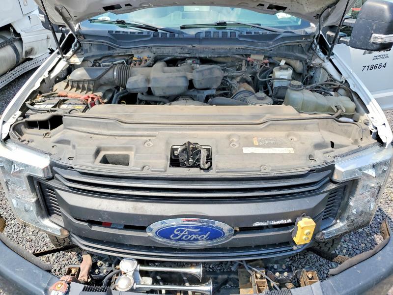 64026326 :رقم المزاد ، 1FD7X3B68KED68280 vin ، 2019 Ford F350 مزاد بيع