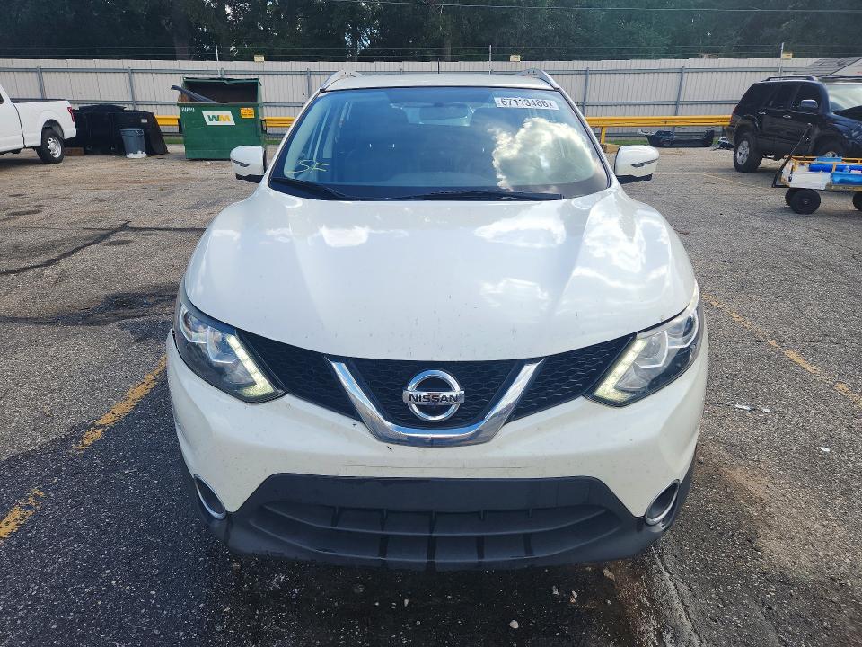 67113486 :رقم المزاد ، JN1BJ1CP5HW019885 vin ، 2017 Nissan Rogue Sport مزاد بيع