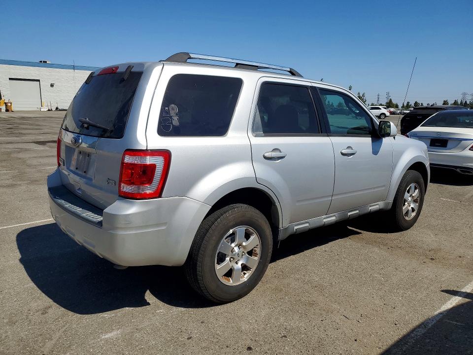 63371986 :رقم المزاد ، 1FMCU0EG2BKA69122 vin ، 2011 Ford Escape مزاد بيع