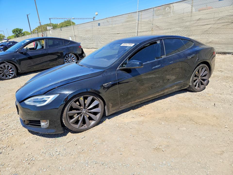 Продаж на аукціоні авто 2016 Tesla Model S, vin: 5YJSA1E19GF151802, номер лоту: 65547346