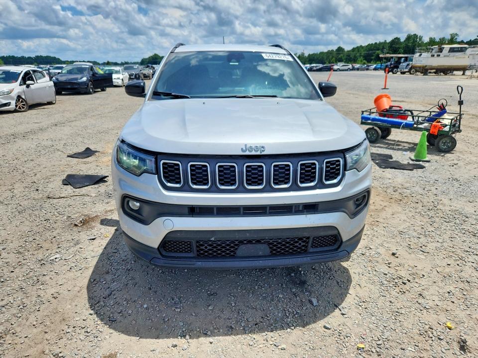 Продажа на аукционе авто 2025 Jeep Compass, vin: 3C4NJDBN0ST503665, номер лота: 64279276