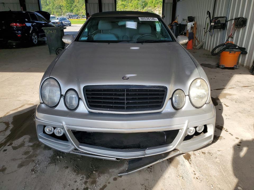 66536146 :رقم المزاد ، WDBLK70G81T069546 vin ، 2001 Mercedes-benz Clk مزاد بيع