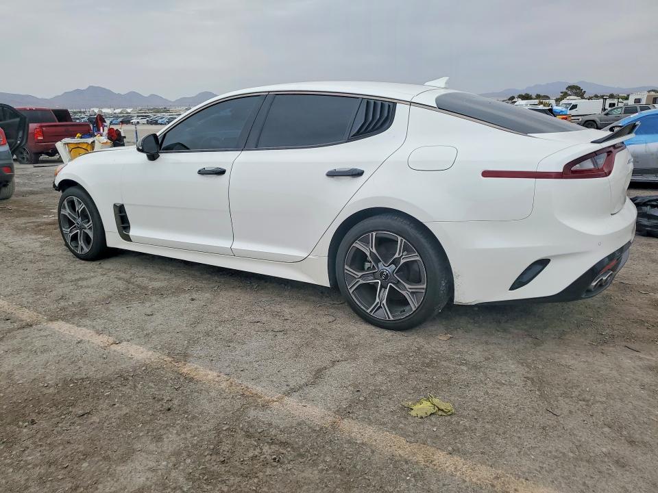 2021 Kia Stinger მანქანა იყიდება აუქციონზე, vin: KNAE15LA9M6090107, აუქციონის ნომერი: 64764976