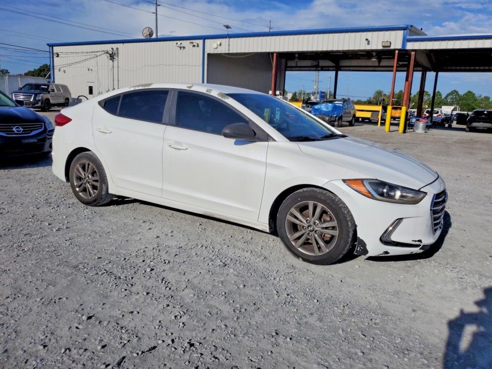 66825566 :رقم المزاد ، 5NPD84LF7HH020049 vin ، 2017 Hyundai Elantra مزاد بيع