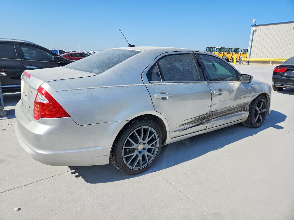 64481686 :رقم المزاد ، 3FAHP0HA4BR121313 vin ، 2011 Ford Fusion مزاد بيع
