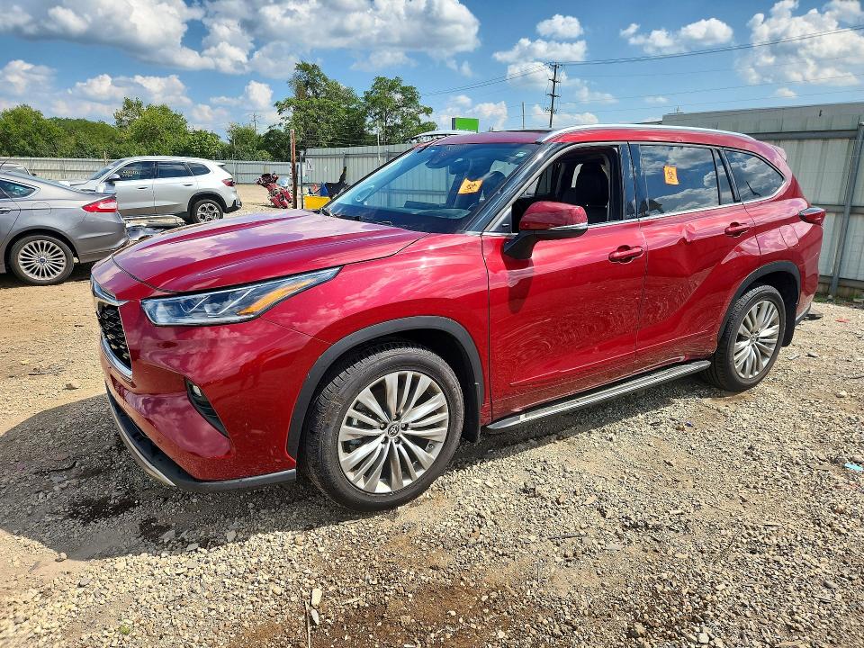 Auction sale of the 2022 Toyota Highlander, vin: 5TDFZRBH0NS193813, lot number: 67084856