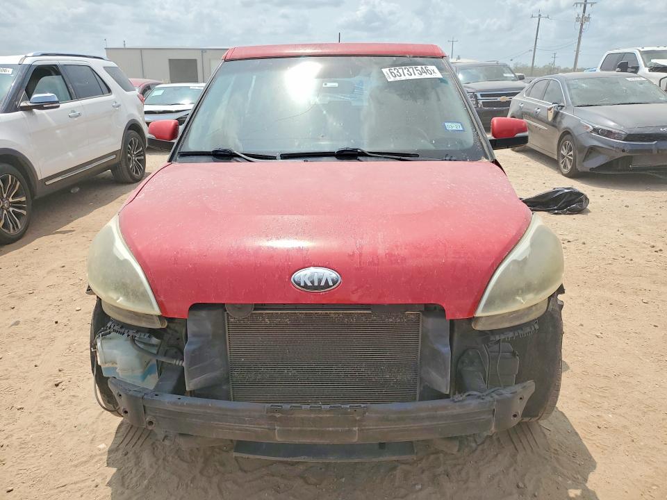 63737546 :رقم المزاد ، KNDJT2A64D7513677 vin ، 2013 Kia Soul مزاد بيع