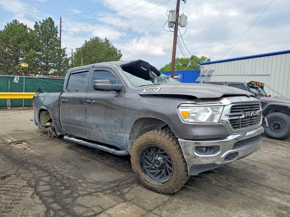 Продажа на аукционе авто 2021 Ram 1500, vin: 1C6RRFFG4MN600010, номер лота: 64325996
