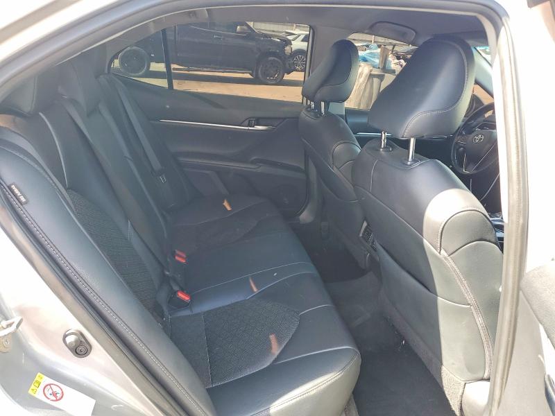 Продаж на аукціоні авто 2019 Toyota Camry, vin: 4T1B61HK0KU700496, номер лоту: 64775656
