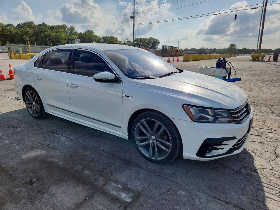 Продажа на аукционе авто 2017 Volkswagen Passat, vin: 1VWDT7A3XHC008947, номер лота: 65515156