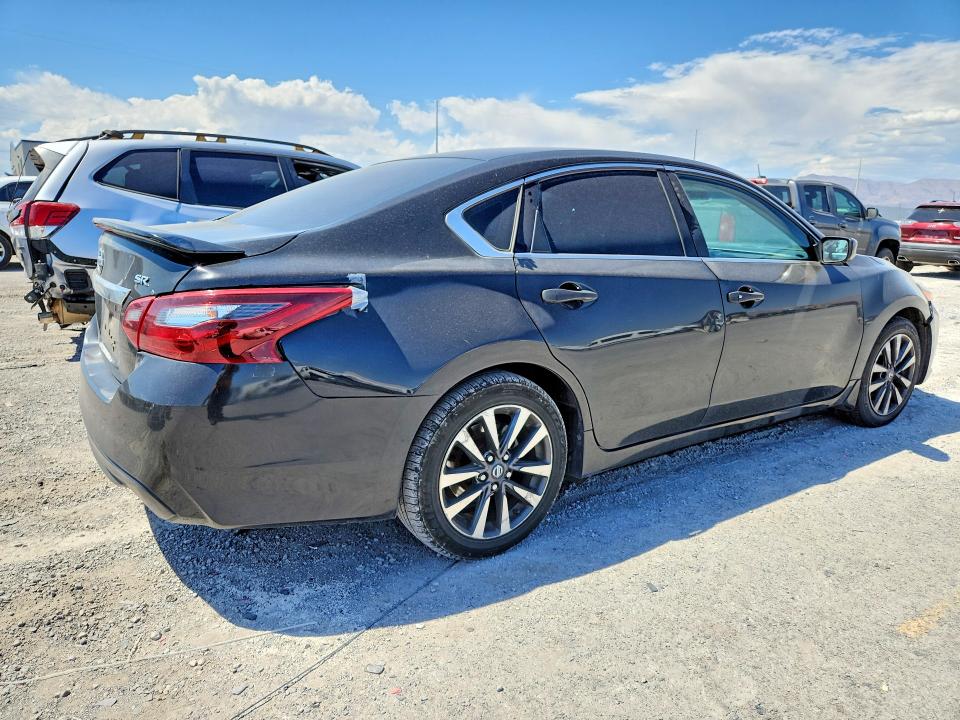 2017 Nissan Altima მანქანა იყიდება აუქციონზე, vin: 1N4AL3AP9HC476790, აუქციონის ნომერი: 66404096