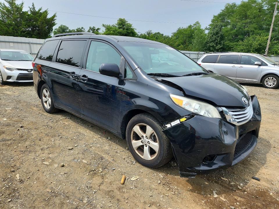 Aukcja sprzedaży 2016 Toyota Sienna, vin: 5TDKK3DC4GS752624, numer aukcji: 65111536