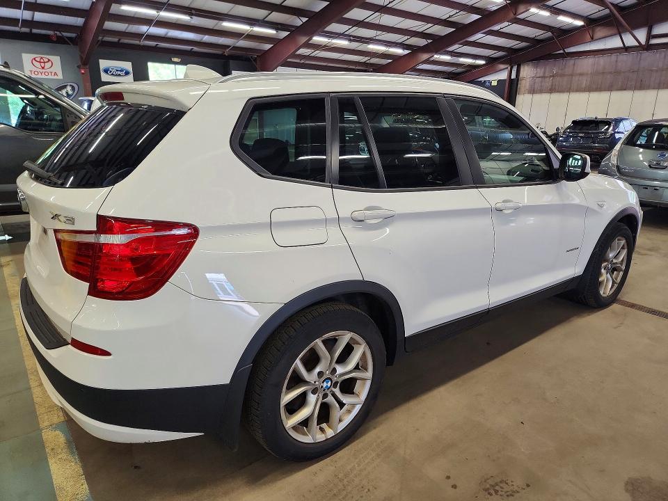 66060876 :رقم المزاد ، 5UXWX9C57D0A32663 vin ، 2013 Bmw X3 مزاد بيع