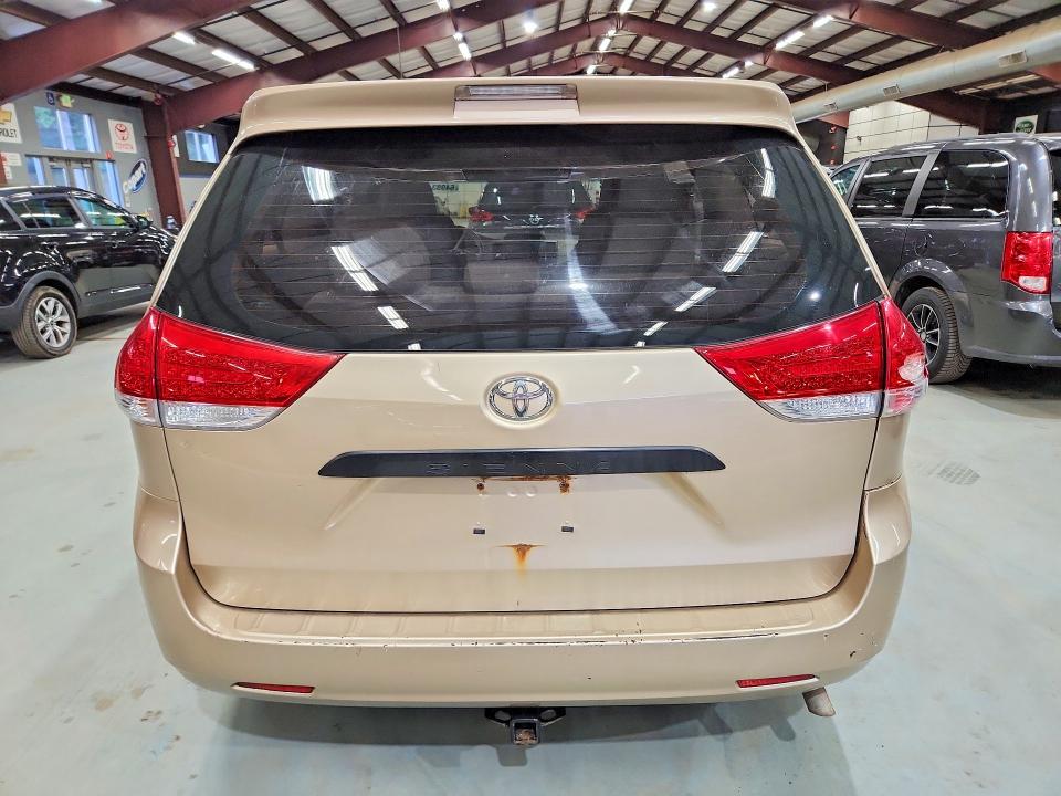Продаж на аукціоні авто 2012 Toyota Sienna, vin: 5TDZK3DC2CS182597, номер лоту: 64983446