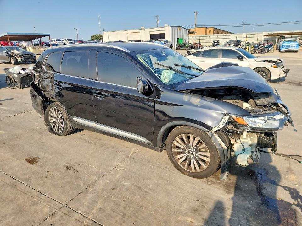 2020 Mitsubishi Outlander მანქანა იყიდება აუქციონზე, vin: JA4AD3A37LZ029928, აუქციონის ნომერი: 63842256