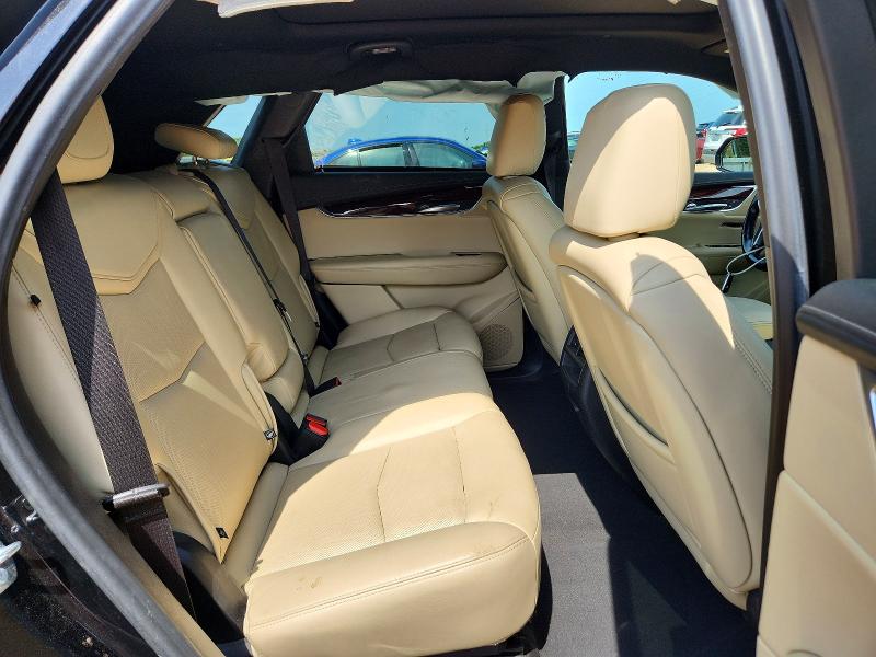 64728646 :رقم المزاد ، 1GYKNFRS3KZ146208 vin ، 2019 Cadillac Xt5 مزاد بيع