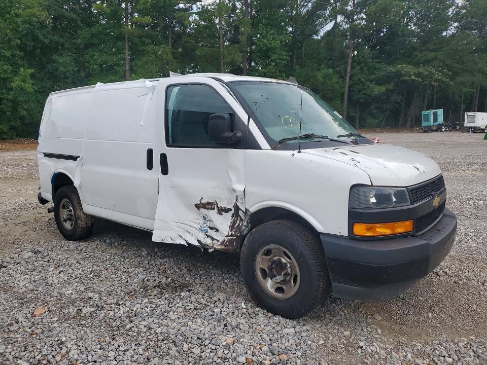 2022 Chevrolet Express G2500 მანქანა იყიდება აუქციონზე, vin: 1GCWGAFP5N1263697, აუქციონის ნომერი: 61761696
