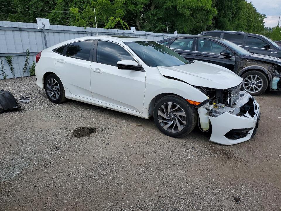 Aukcja sprzedaży 2018 Honda Civic, vin: 2HGFC2F86JH015918, numer aukcji: 65383306