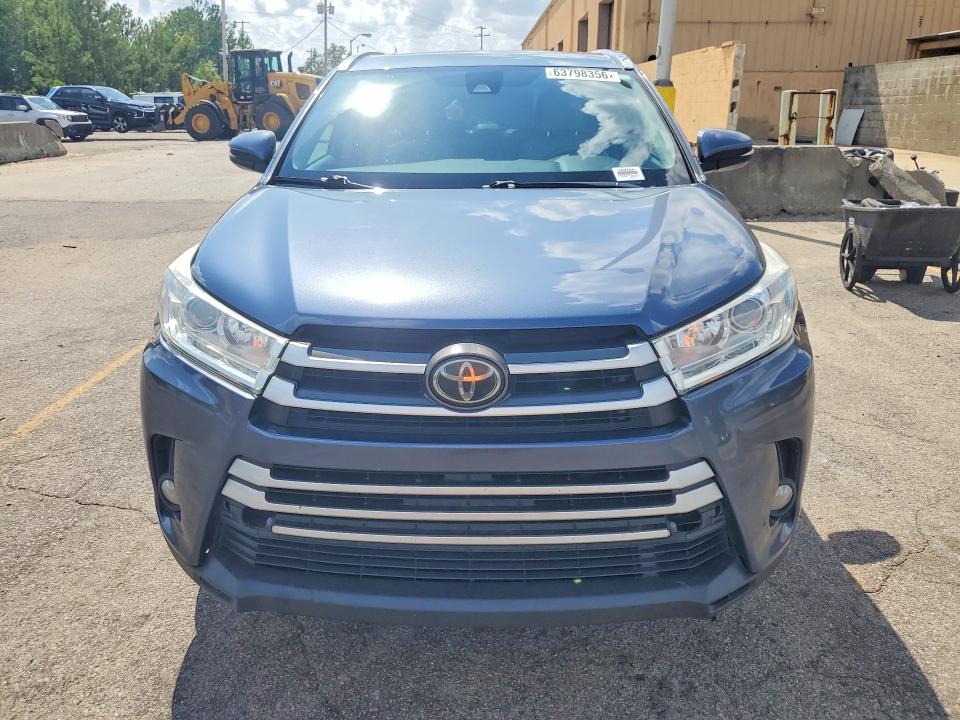 63798356 :رقم المزاد ، 5TDKZRFH5KS301427 vin ، 2019 Toyota Highlander مزاد بيع
