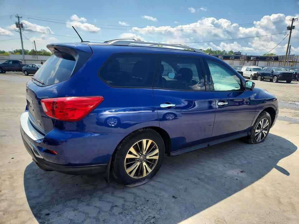 65268006 :رقم المزاد ، 5N1DR2MM3HC656229 vin ، 2017 Nissan Pathfinder مزاد بيع