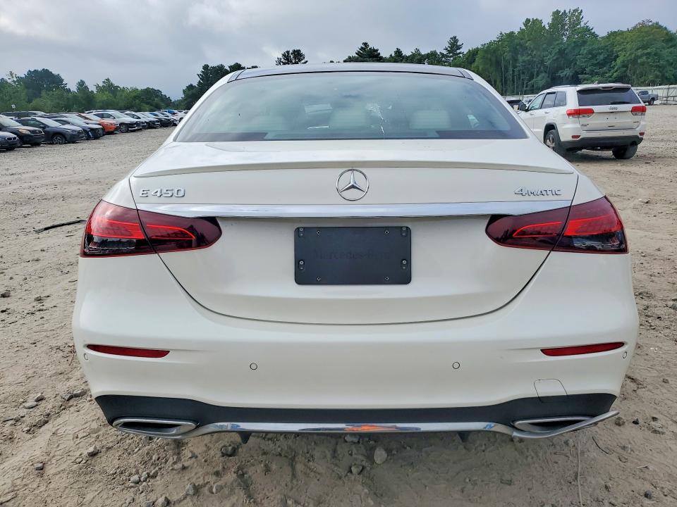 63665676 :رقم المزاد ، W1KZF5KB6NB052008 vin ، 2022 Mercedes-benz E مزاد بيع