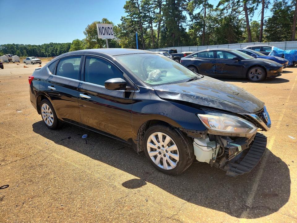 56585256 :رقم المزاد ، 3N1AB7AP2HL710439 vin ، 2017 Nissan Sentra مزاد بيع