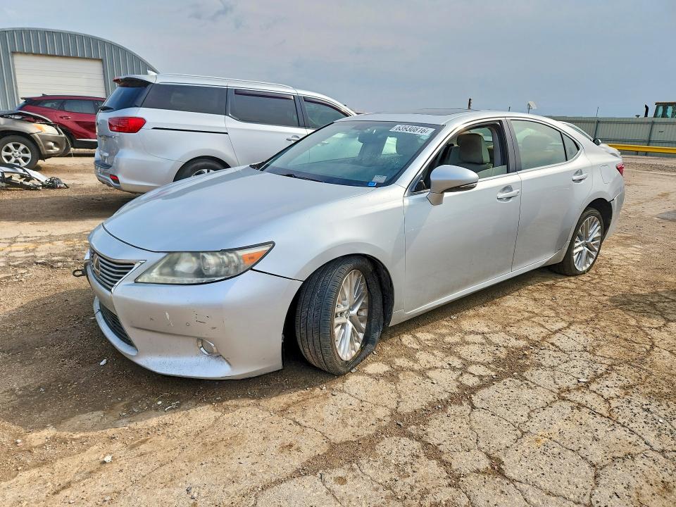 63930816 :رقم المزاد ، JTHBK1GG6D2069389 vin ، 2013 Lexus Es مزاد بيع