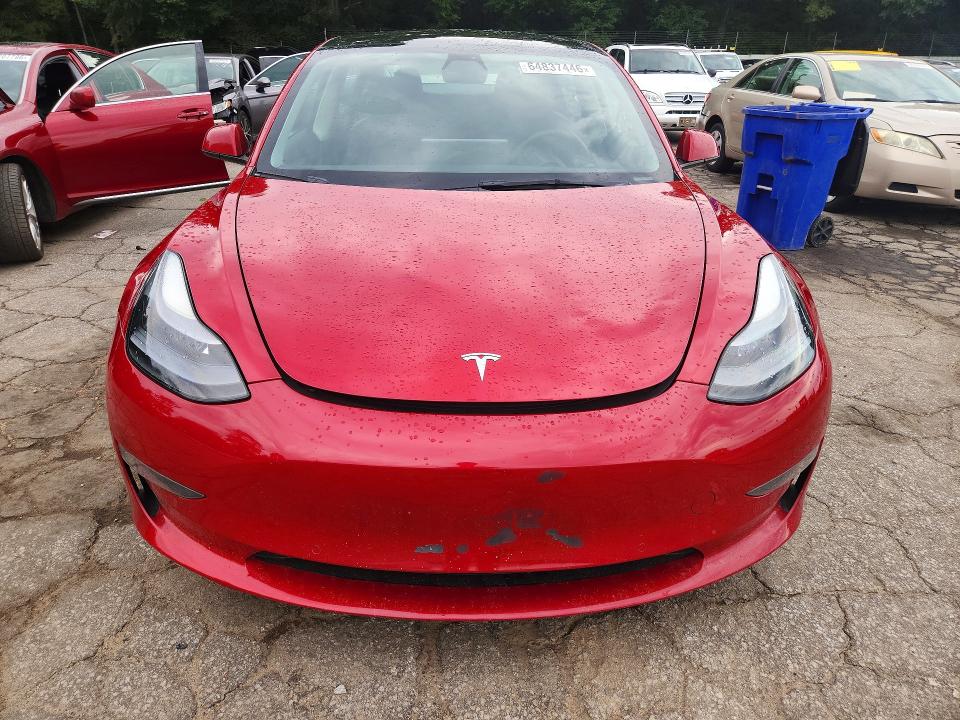 64837446 :رقم المزاد ، 5YJ3E1EA0NF187173 vin ، 2022 Tesla Model 3 مزاد بيع