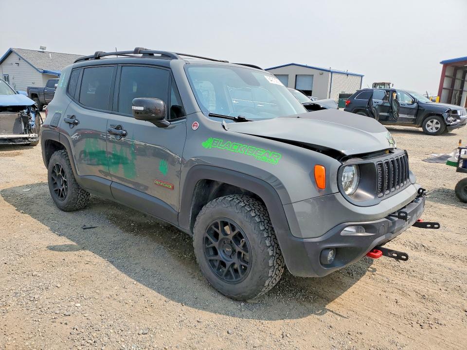 64010906 :رقم المزاد ، ZACNJBC18LPL40088 vin ، 2020 Jeep Renegade مزاد بيع