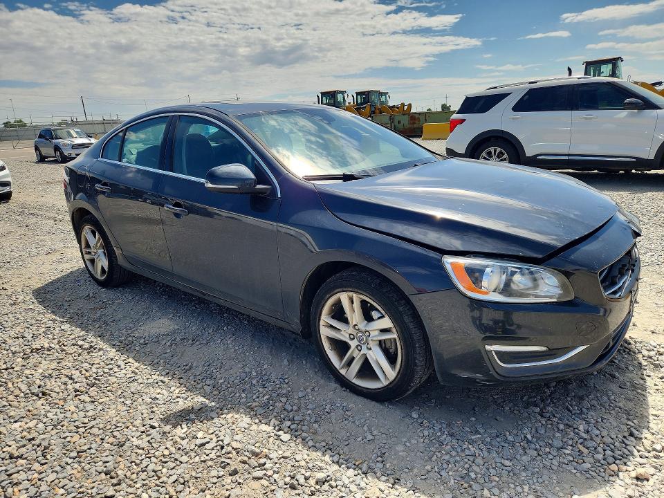 66319736 :رقم المزاد ، YV1612TK5F1351578 vin ، 2015 Volvo S60 مزاد بيع