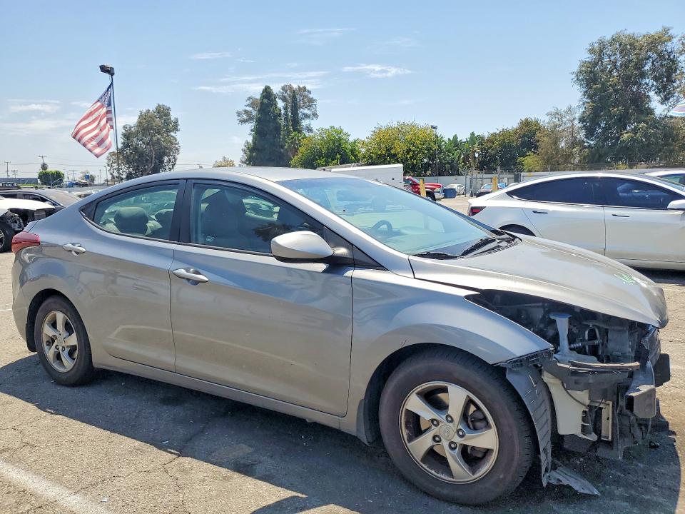Продаж на аукціоні авто 2015 Hyundai Elantra, vin: KMHDH4AE4FU353821, номер лоту: 64245976