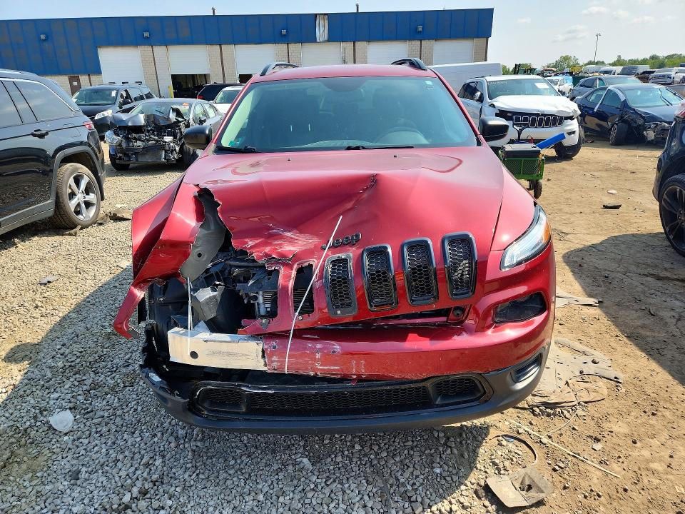 66001226 :رقم المزاد ، 1C4PJMAB4HW654298 vin ، 2017 Jeep Cherokee مزاد بيع