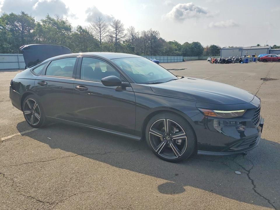 64892416 :رقم المزاد ، 1HGCY1F45TA012800 vin ، 2026 Honda Accord مزاد بيع