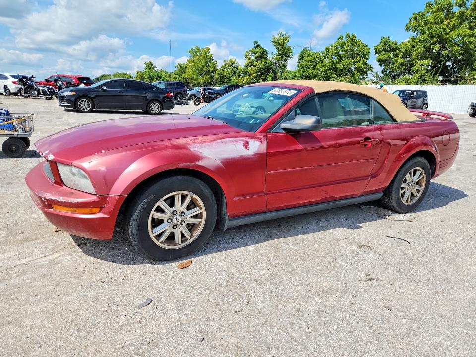 2006 Ford Mustang მანქანა იყიდება აუქციონზე, vin: 1ZVFT84N465217937, აუქციონის ნომერი: 65567876