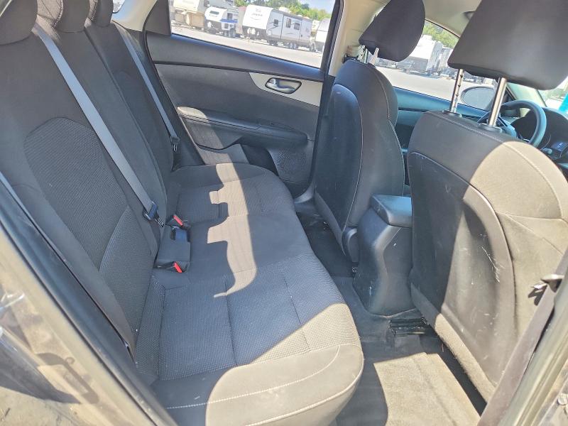 2020 Kia Forte მანქანა იყიდება აუქციონზე, vin: 3KPF24AD6LE223782, აუქციონის ნომერი: 66893016