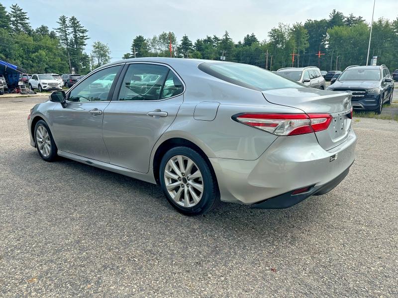 Продаж на аукціоні авто 2018 Toyota Camry, vin: 4T1B11HK5JU584516, номер лоту: 65194946