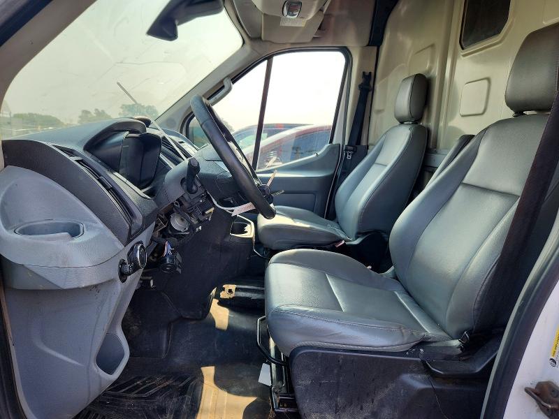 64218276 :رقم المزاد ، 1FTNR2CM9FKA30939 vin ، 2015 Ford Transit مزاد بيع
