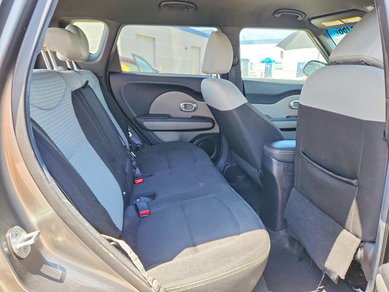 2014 Kia Soul მანქანა იყიდება აუქციონზე, vin: KNDJP3A57E7067947, აუქციონის ნომერი: 63438156