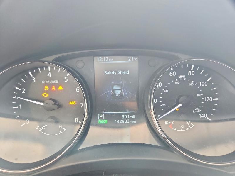 2017 Nissan Rogue მანქანა იყიდება აუქციონზე, vin: 5N1AT2MT4HC877818, აუქციონის ნომერი: 64573366